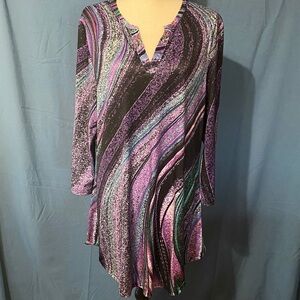 Vibrant Swirl Pattern V-Neck Tunic 1XL